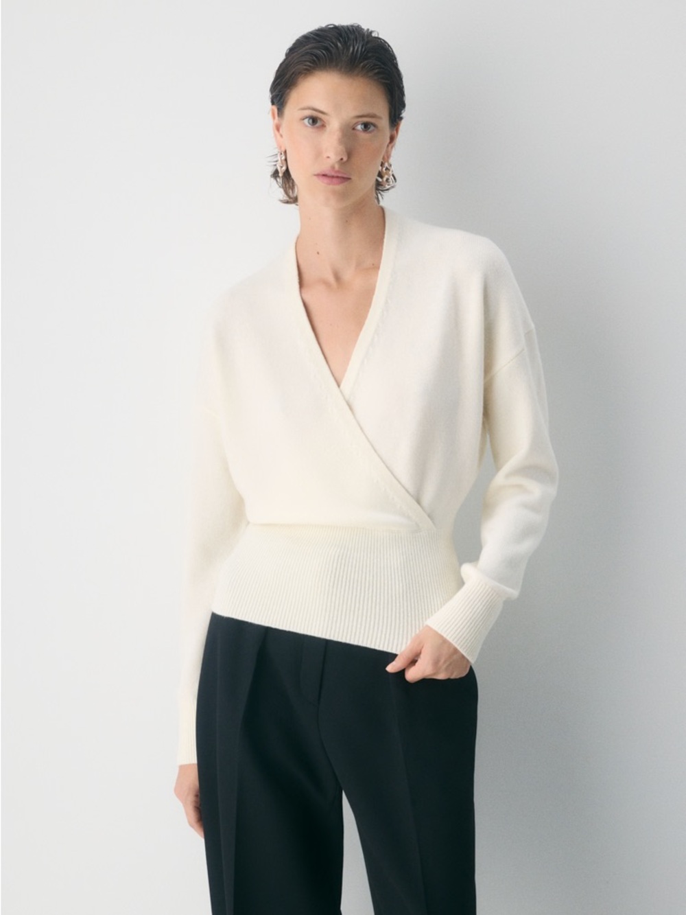 Aritzia Atticus Merino Wool Sweater Size S NWT